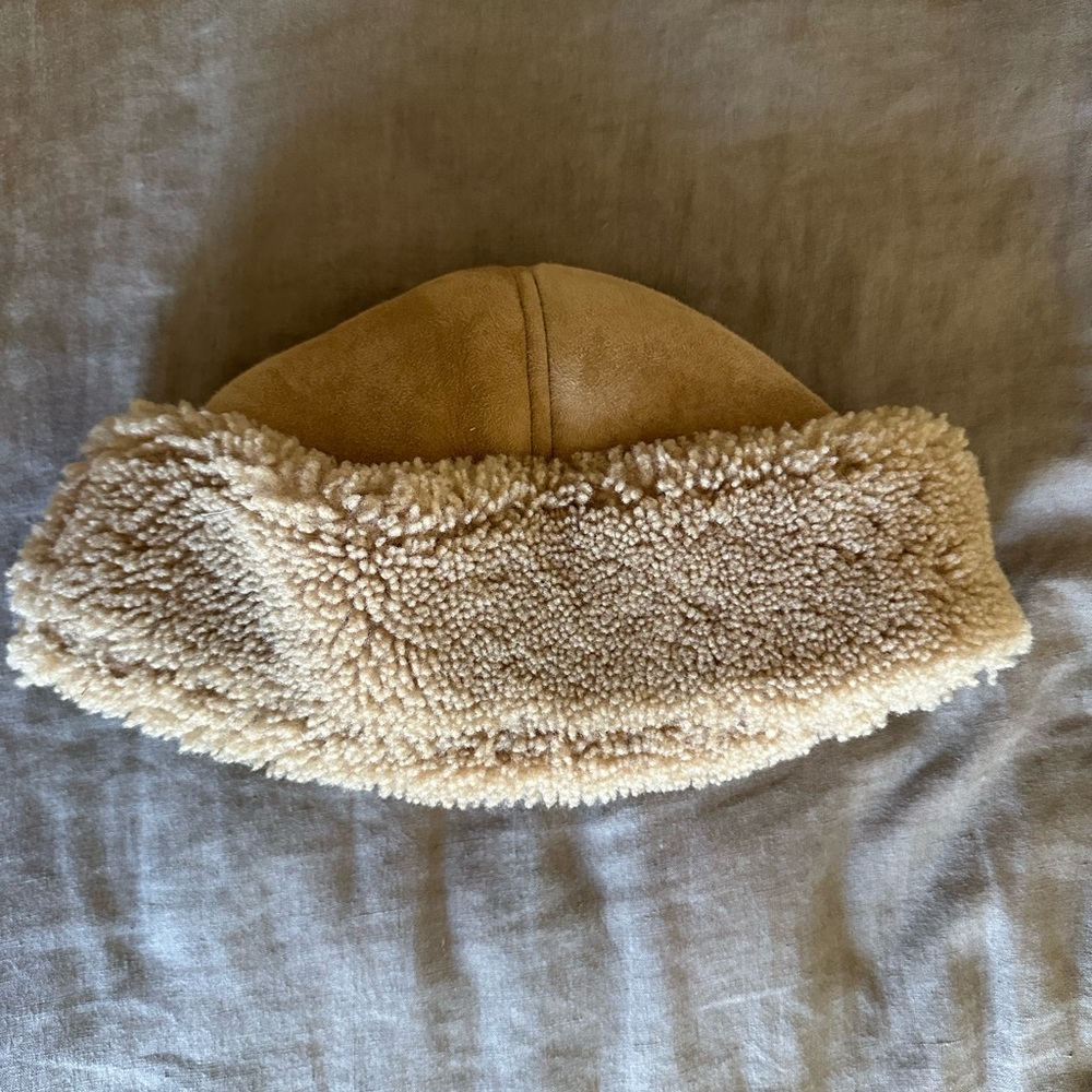 Cawley Studio Sheepskin Hat - Picture 3 of 12